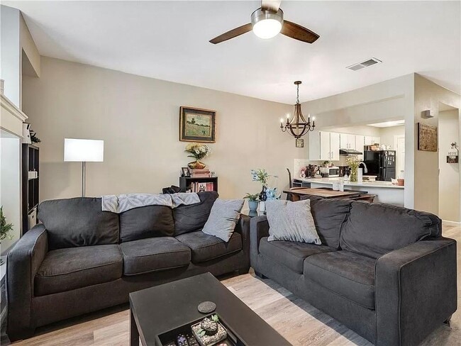 Building Photo - 5313 Indio Dr