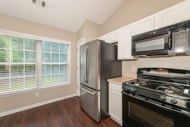 Building Photo - 3714 Heyford Ct