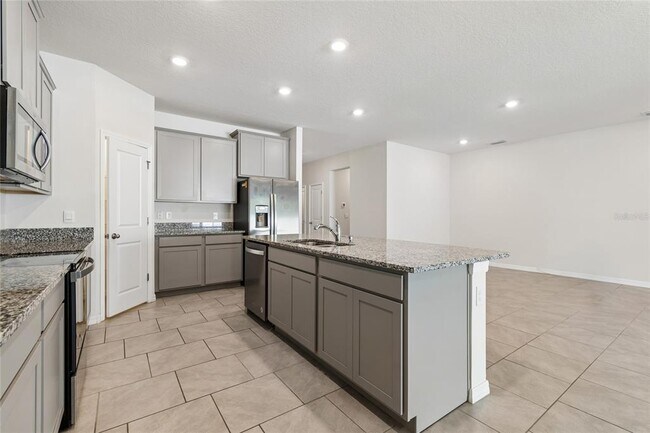 Building Photo - 35977 Morse Willow Ct