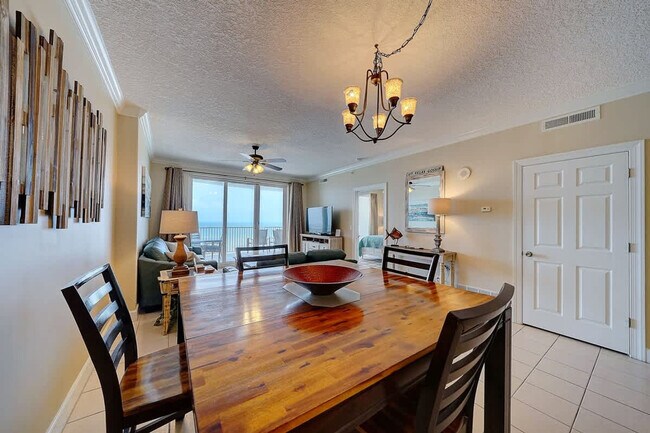 Building Photo - 10625 Front Beach Rd