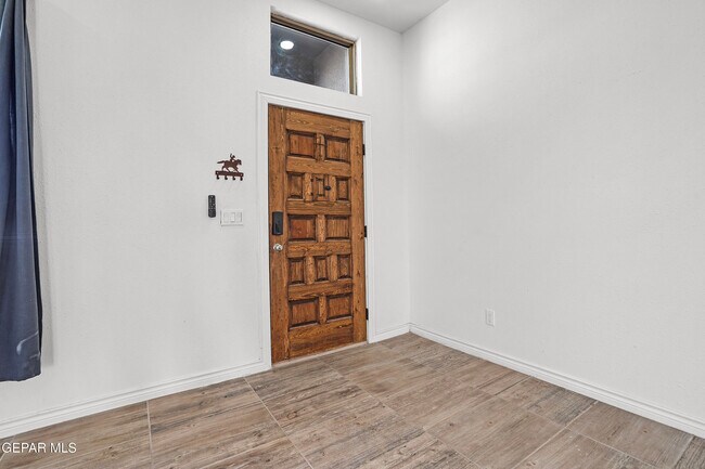 Building Photo - 12842 Osmotherley Ave
