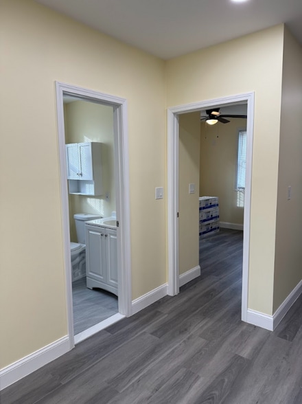 Building Photo - 1820 C St NE