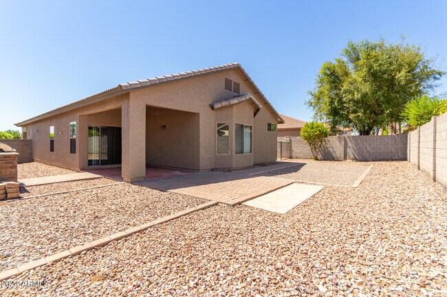 Building Photo - 14634 W Ventura St