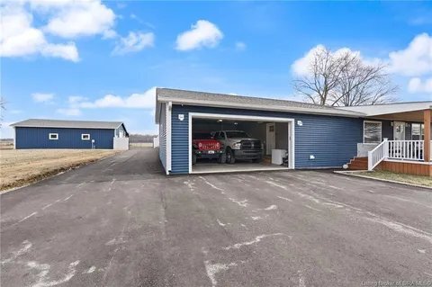 Building Photo - 102 Melanie Ln