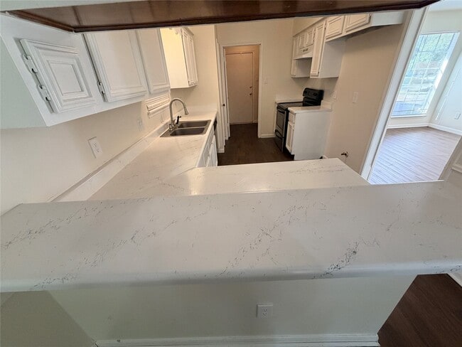 Building Photo - 1367 Gentle Bend Dr