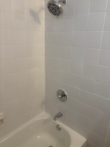 Building Photo - 3225 Panorama Dr