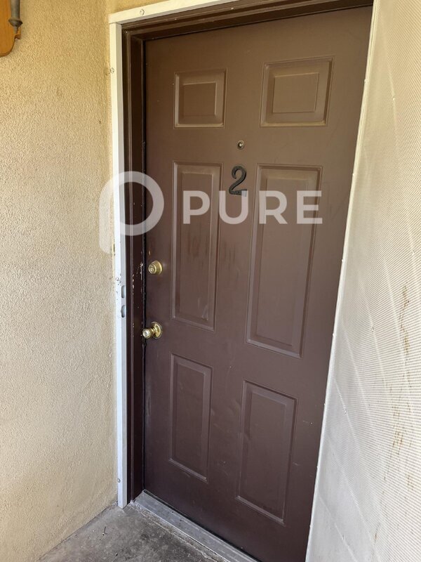 Building Photo - 318 La Veta Dr