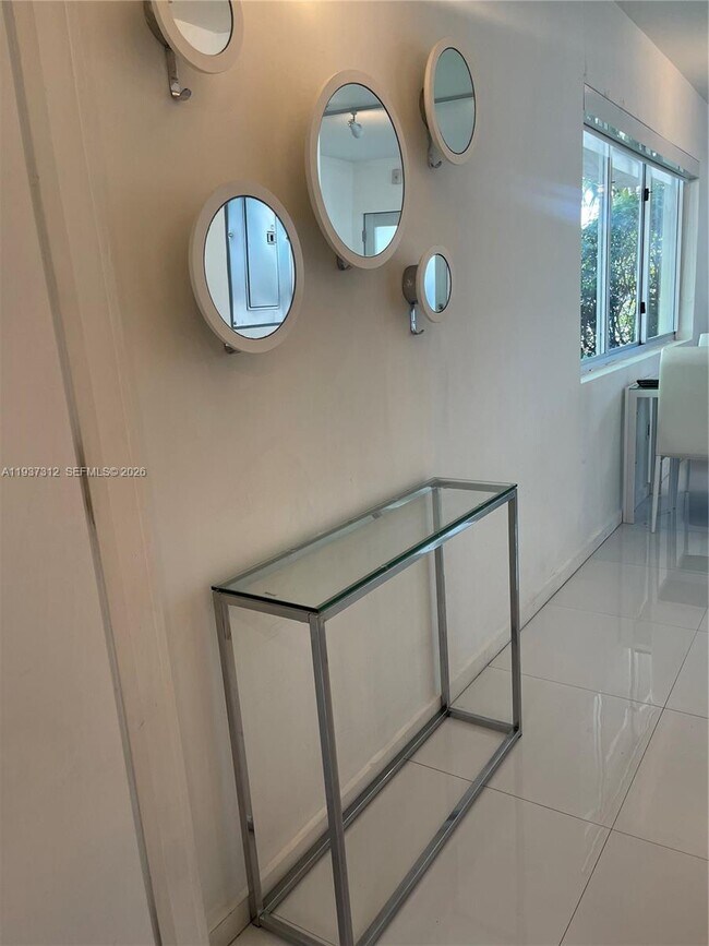 Building Photo - 801 15th St