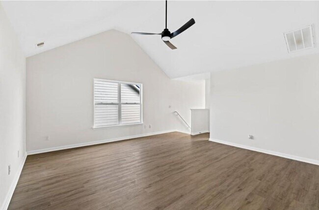 Building Photo - 4095 Arch Pass