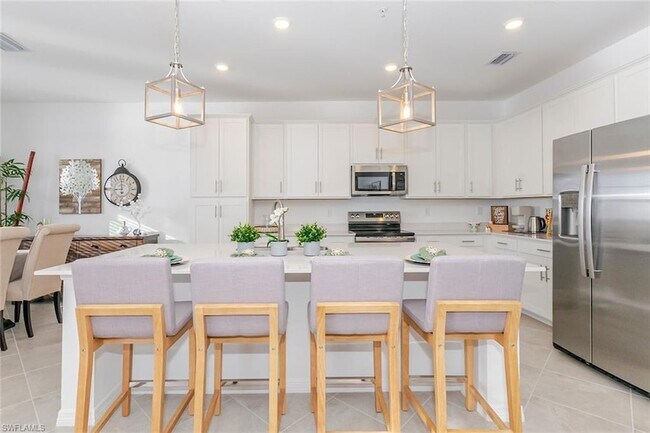 Building Photo - 5527 Double Eagle Cir