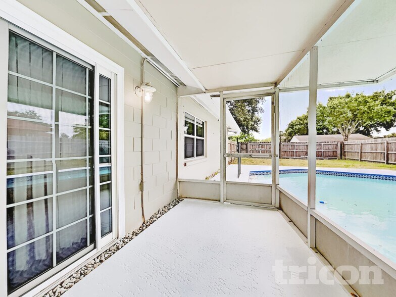 Building Photo - 14139 Arbor Hills Rd