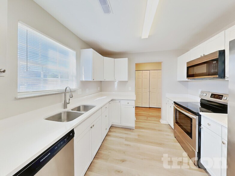 Building Photo - 3618 Jordan Mill Ct