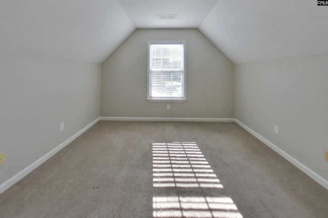 Building Photo - 12 New Stock Ct