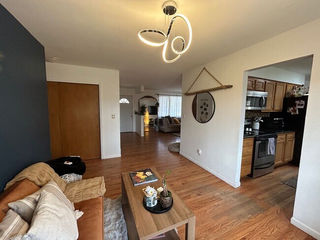 Building Photo - Great House In Fort Collins