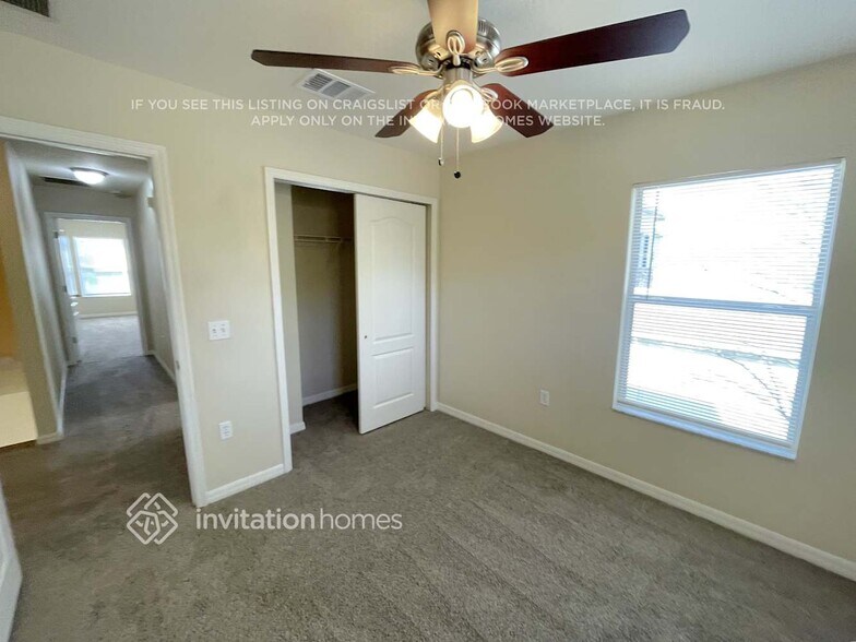 Building Photo - 18744 Litzau Ln