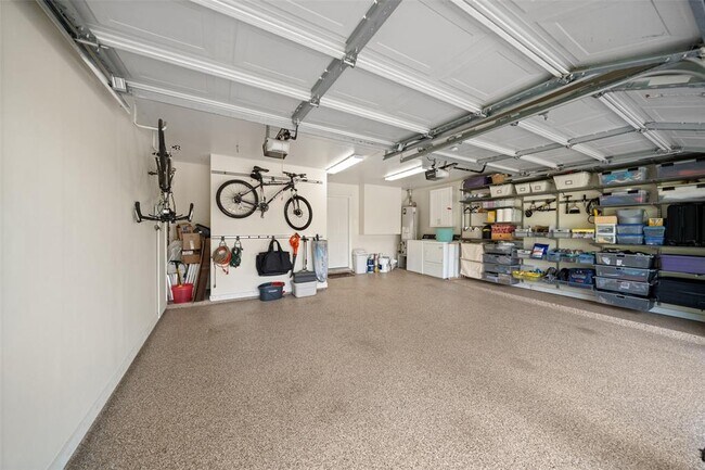 Building Photo - 2523 Droxford Dr