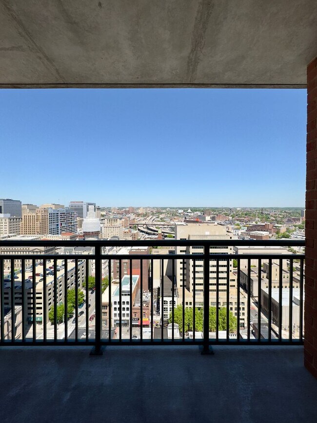 Building Photo - Charming 1 Bedroom/1 Bathroom Apartment Unit with In-Unit Laundry in Downtown Baltimore, MD!