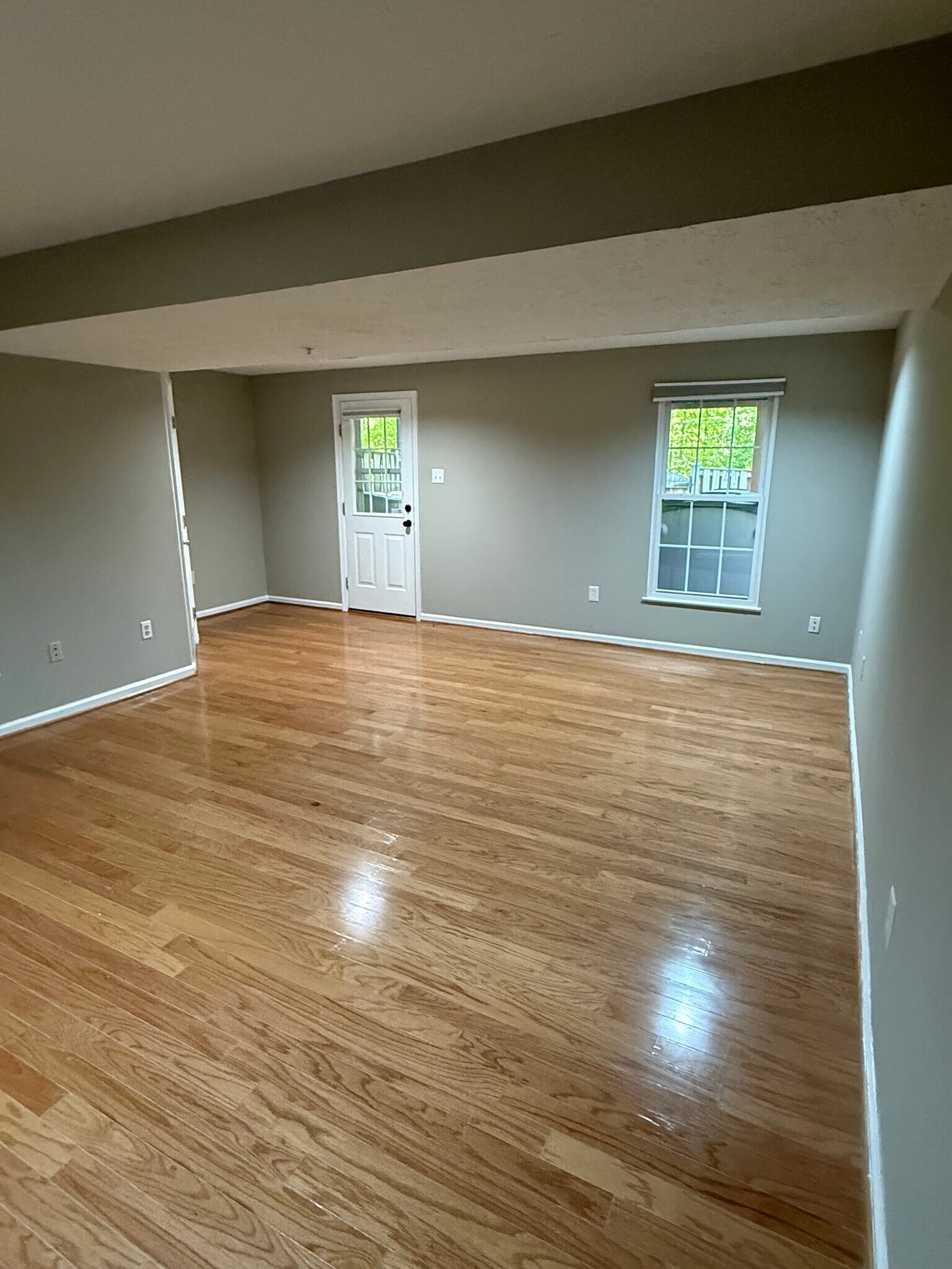 Building Photo - 6622 Cambria Ter