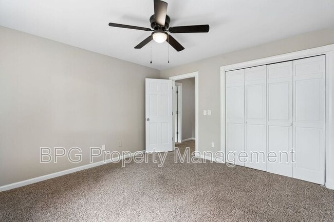 Building Photo - 15 Glenkirk Dr