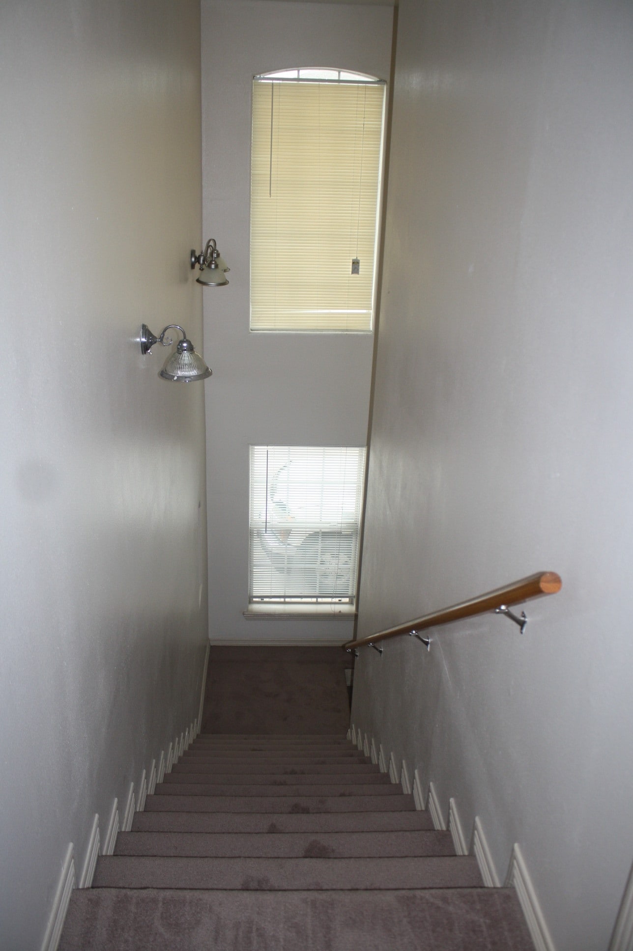 carpeted stairway to upstairs bedroom - 1503 West Fig Avenue