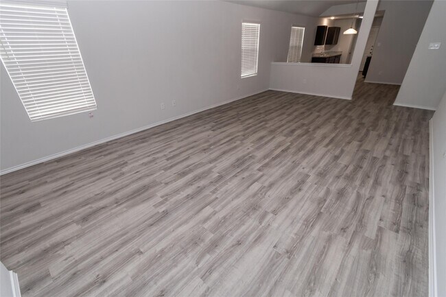 Building Photo - 706 Lexus Dr