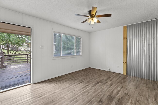 Building Photo - 110 Apache Hills Dr