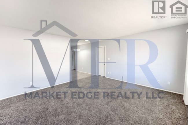 Building Photo - 3Bed/2Bath Home at Olive Ave/103rd Ave! Ready for Immediate Move-In! -- RV GATE! NO HOA!