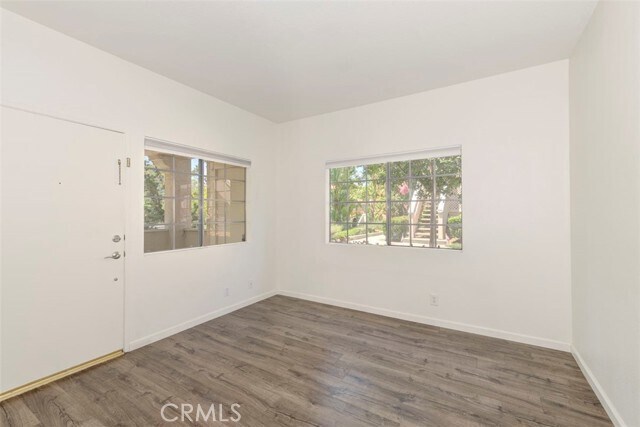 Building Photo - 9 Gaviota