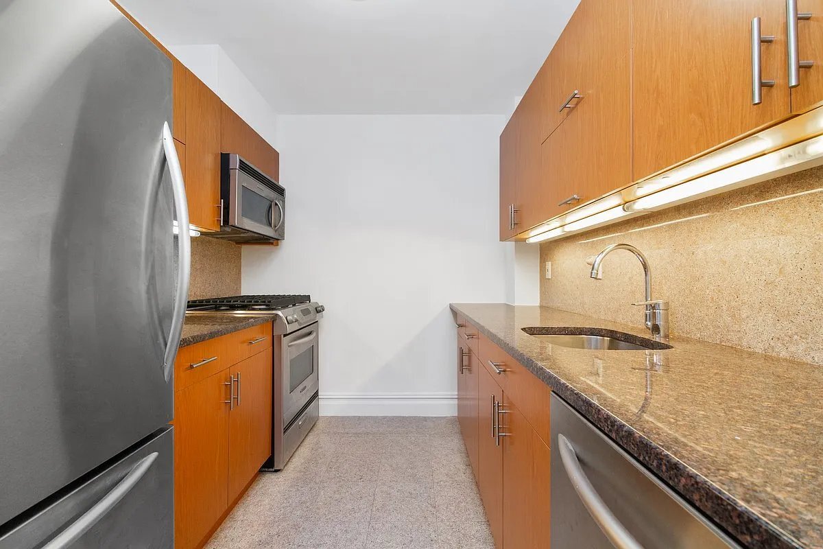 Building Photo - 158 Hester St