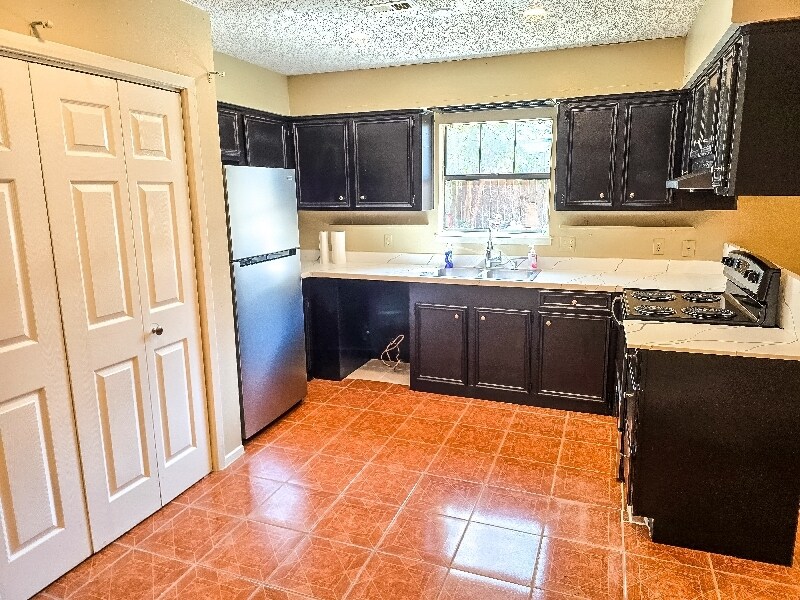 Building Photo - 38 Parsons Valley Dr
