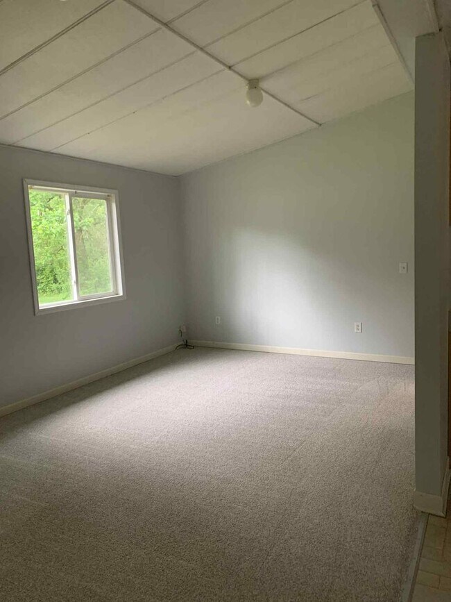 Building Photo - 9415 Partridge Rd