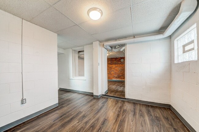 Building Photo - Available JULY 2026  - RENOVATED 3 Bedroom Home w/ Garage, City Views + MORE!