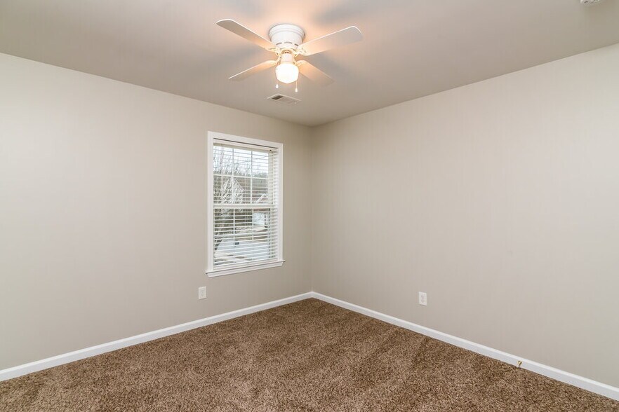 Building Photo - 1719 Eagle Trace Dr