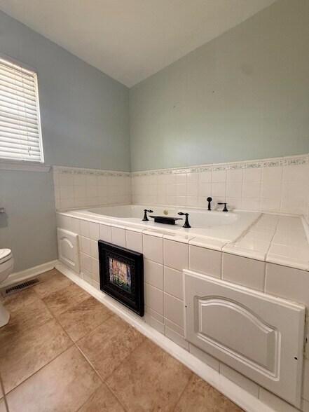 Building Photo - 1012 Elaine Trail