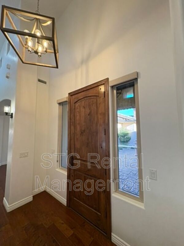 Building Photo - 668 Rio Virgin Dr