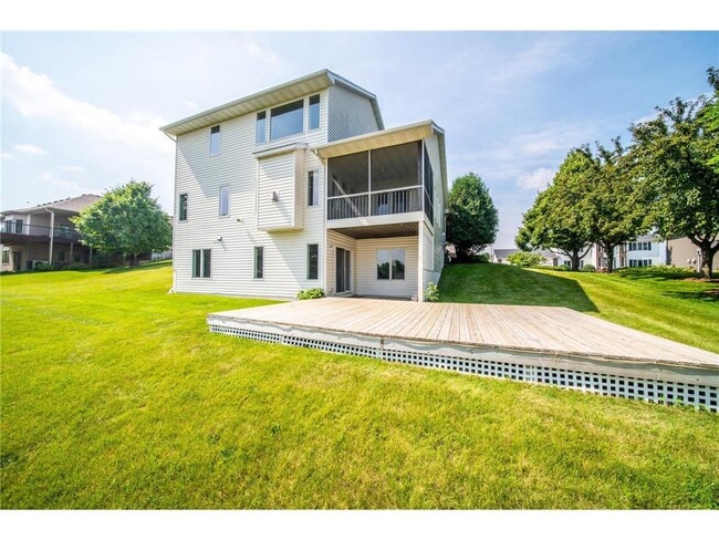 Building Photo - 5182 Southern Ridge Ln SW