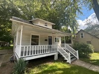 Building Photo - 3-bedroom, 1.0 bathroom Home near downtown Niles