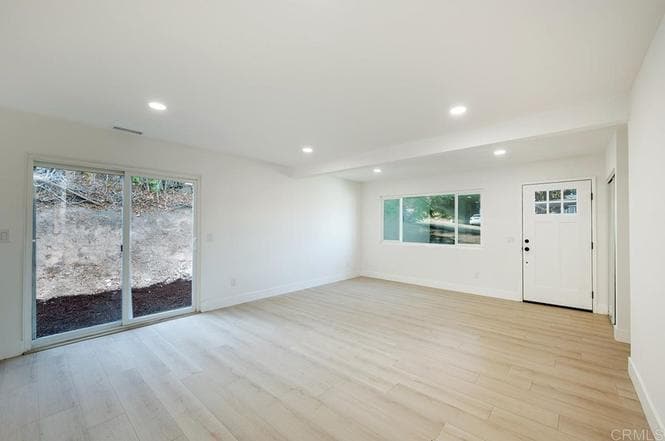 Building Photo - 8715 Potrero St