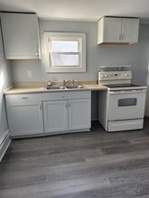 Building Photo - 4656 Main St