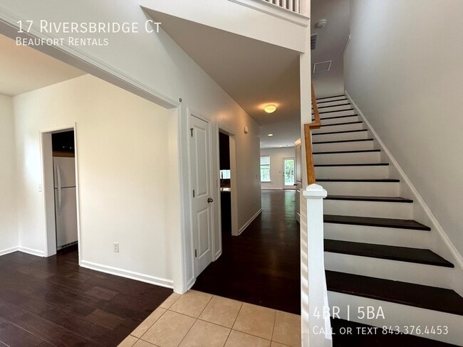 Building Photo - 17 Riversbridge Ct