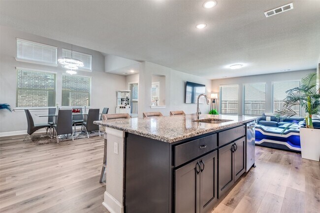 Building Photo - 1284 Caprock Dr