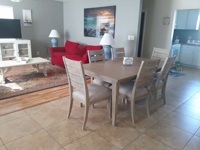 Family Room - 5604 1st Avenue Dr NW