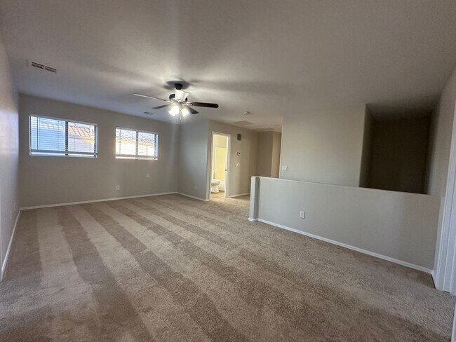 Building Photo - San Tan Valley, 4 bed, 2.5 bath, huge loft, 2300 sqft, 3 car garage