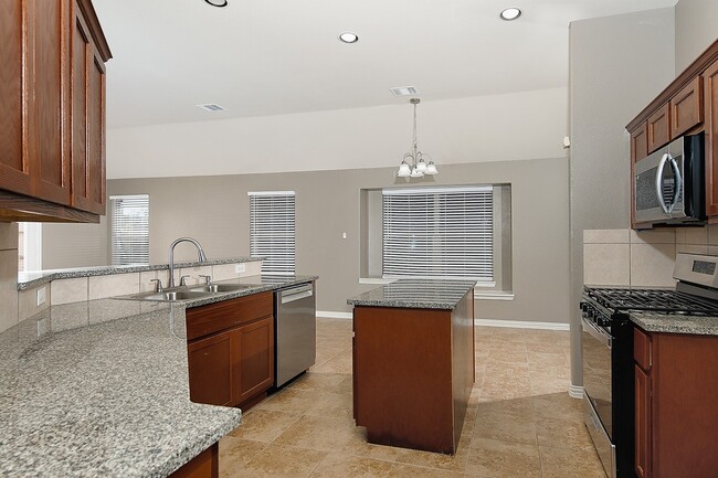 Building Photo - 9606 Arched Oak Dr