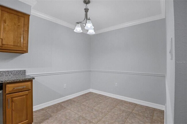 Building Photo - 3350 S Osprey Ave