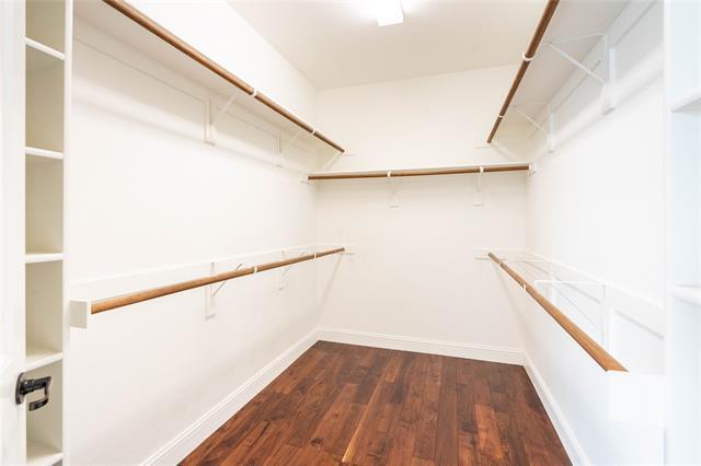 Building Photo - 9101 Waters Ln