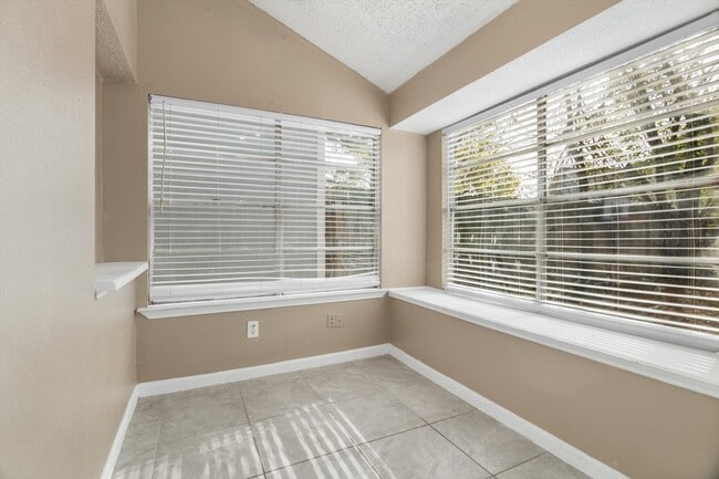 Building Photo - 4403 Conward Dr