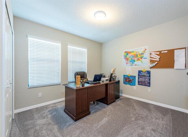 Building Photo - 9650 Sage Creek Dr
