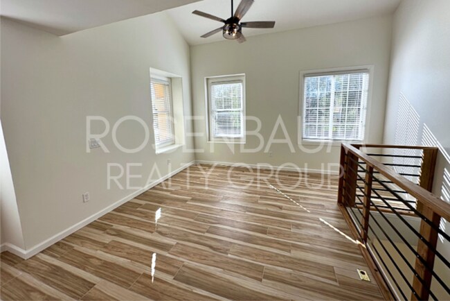 Building Photo - Stylish 3-story townhome in The Gardens Co...