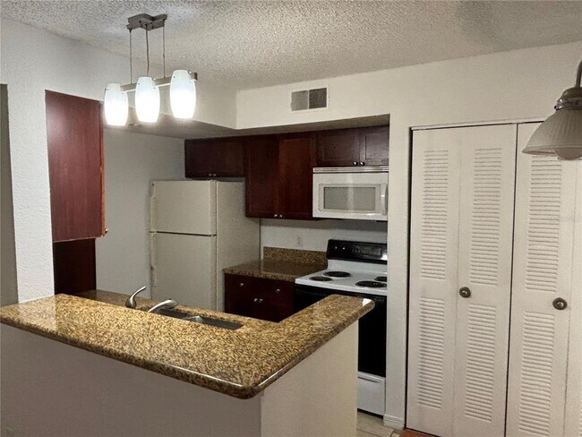 Building Photo - 5152 Conroy Rd